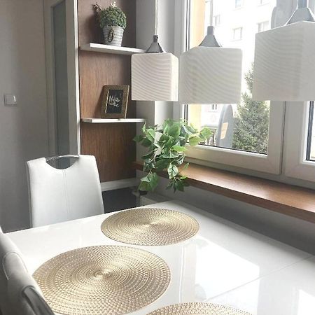 Apartament Tuz Za Rogiem Zamku Малборк Екстериор снимка